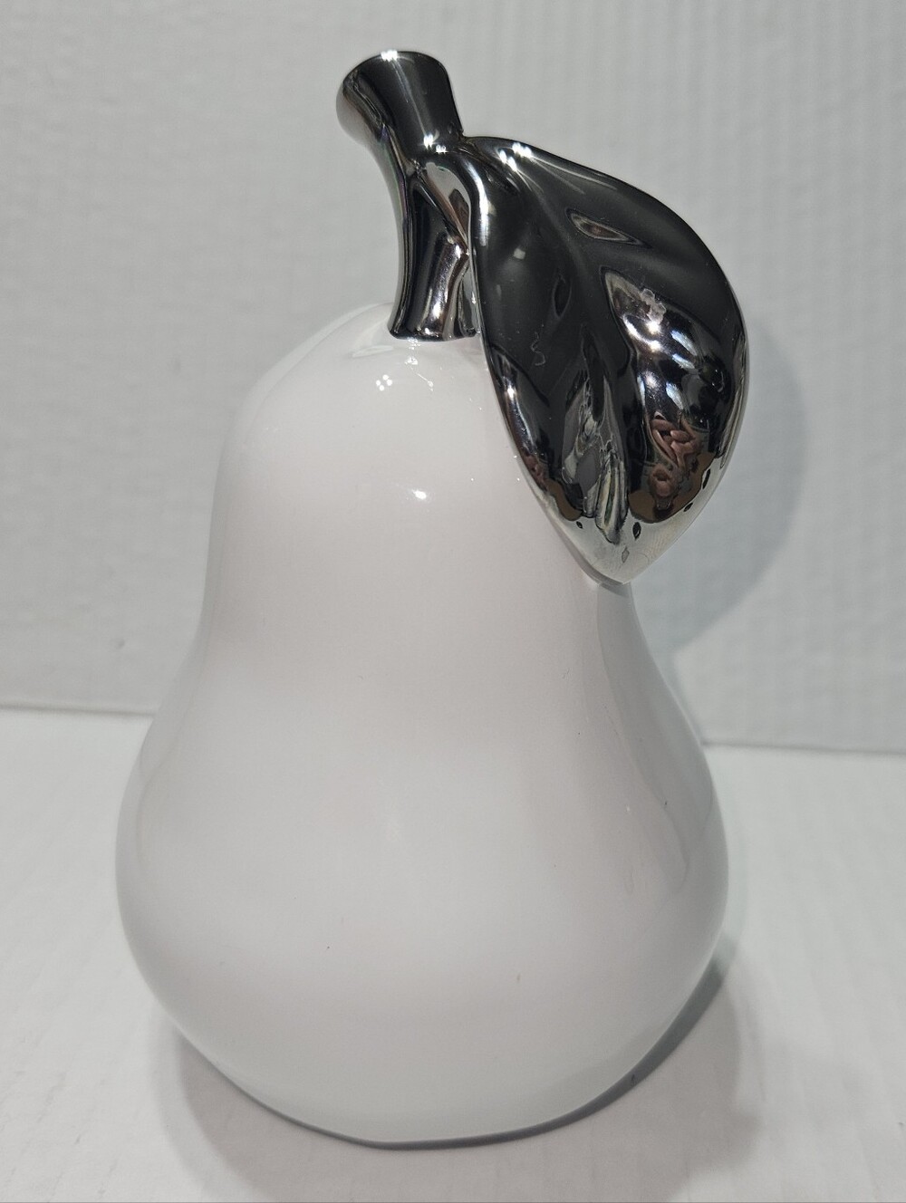NWOT 5-1/2" White  Ceramic Pear with Silver Leaf and Stem Décor